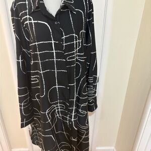 Black and White Abstract Button-Up Shirt Dress